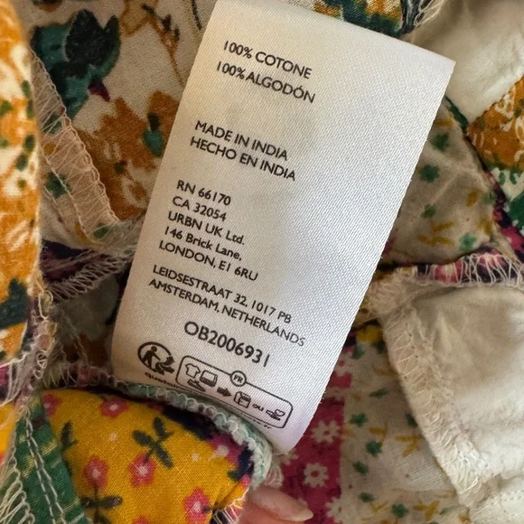 Pilcro - 🧵 Colorful Patchwork Button swing top - Picture 7 of 7